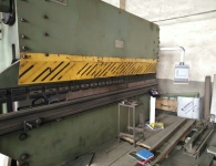 100噸4米二手扭軸伺服數(shù)控折彎機