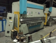 100-4000江蘇亞威二手電液伺服數(shù)控折彎機